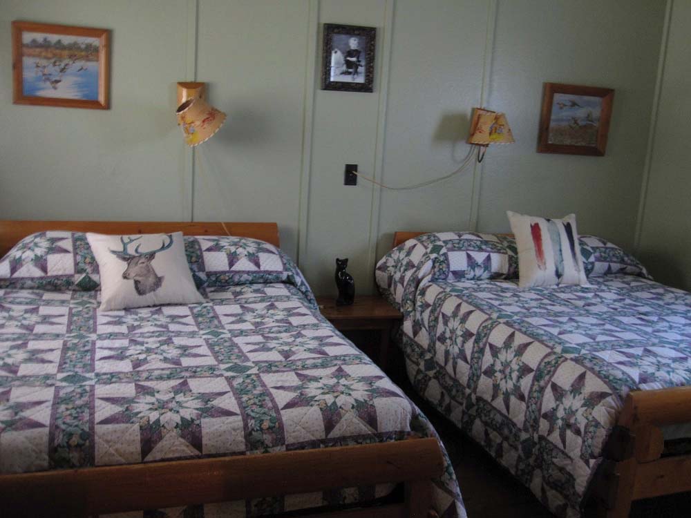 wyoming cabin rental prospector cabin picture